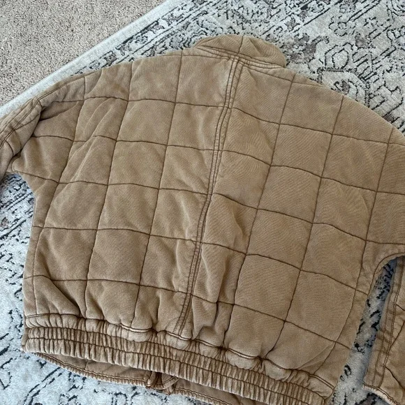 Free People Dolman Quilted Jacket - SIZE XS; toasted coconut color - Picture 2 of 5
